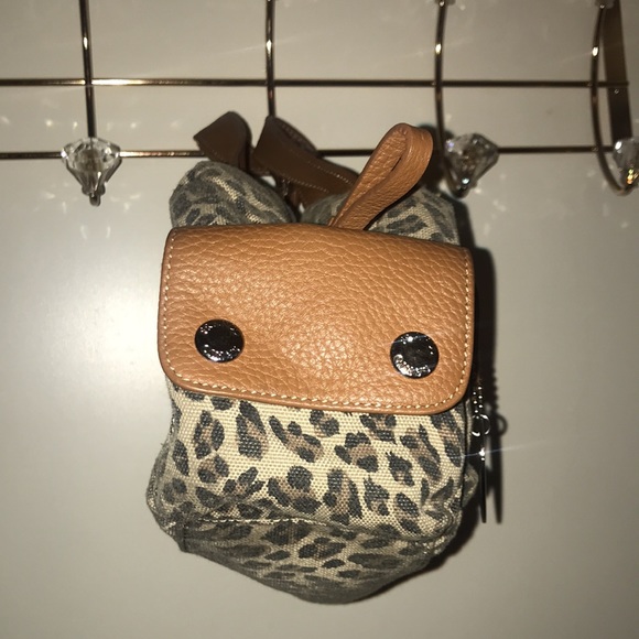 Handbag - Picture 3 of 8